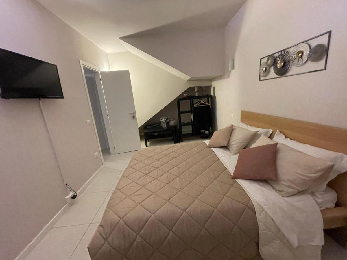 100 Passi Hotell Palermo Eksteriør bilde